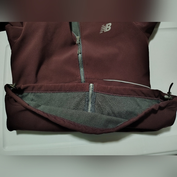 New Balance women's hooded sweatshirt jacket, size S, fleece full zip burgundy. - Picture 10 of 14